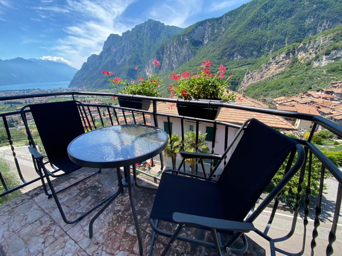 Garda View Apartment Tenno Exteriér fotografie
