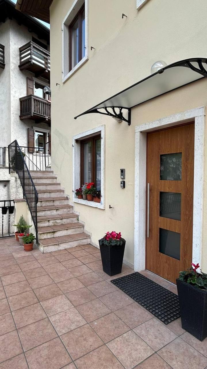 Garda View Apartment Tenno Exteriér fotografie
