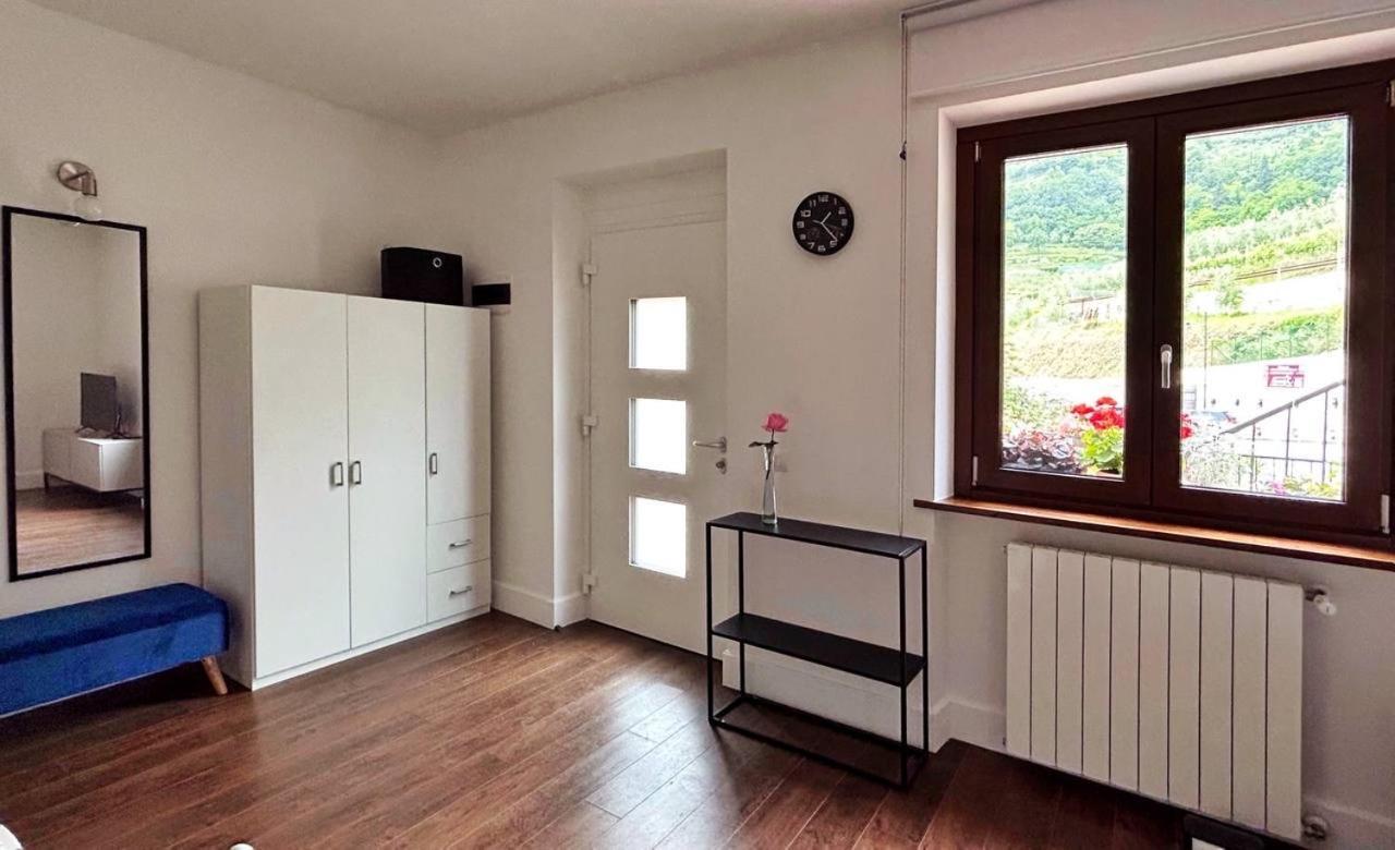 Garda View Apartment Tenno Exteriér fotografie